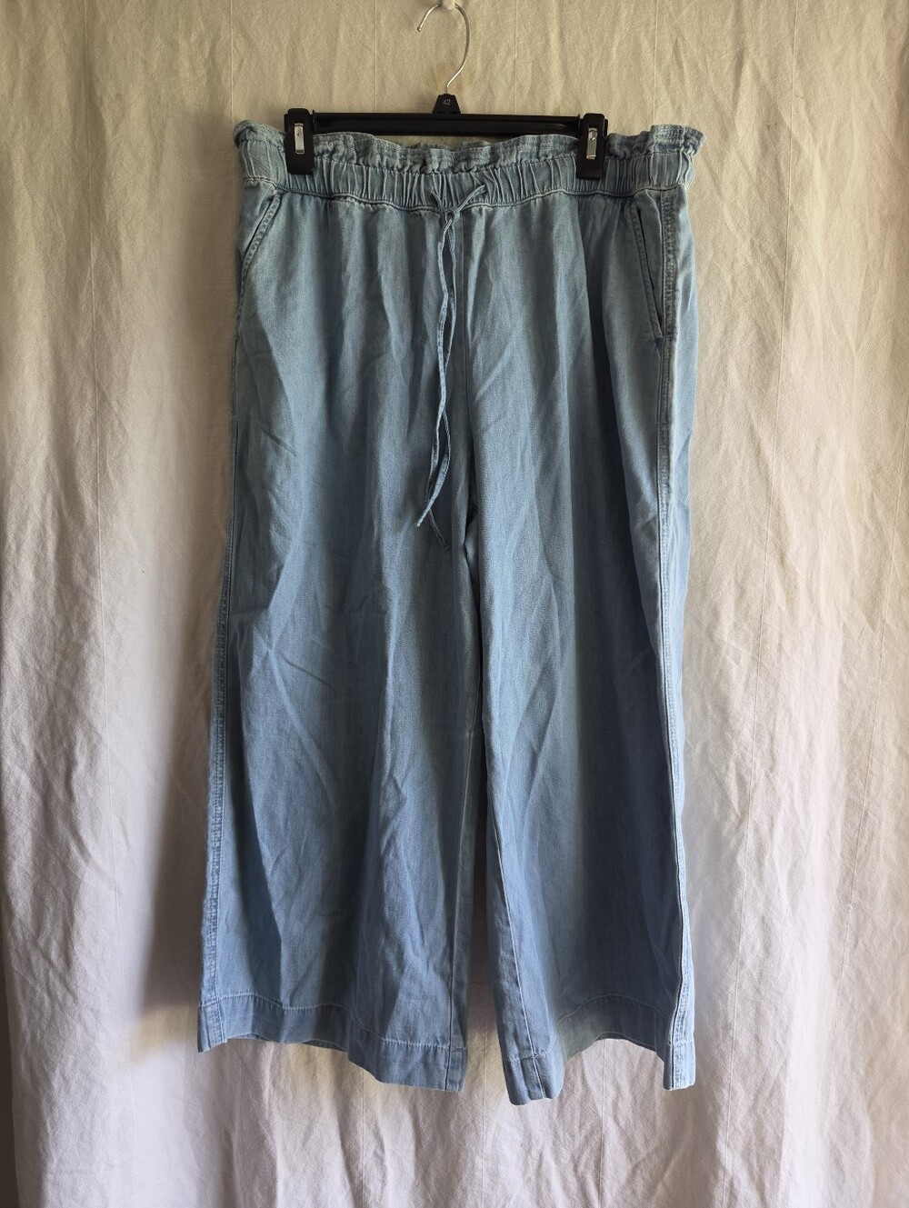 LOFT Pullon Denim Pants Womens L Petite Cotton Paperbag Waist Wideleg Relaxed
